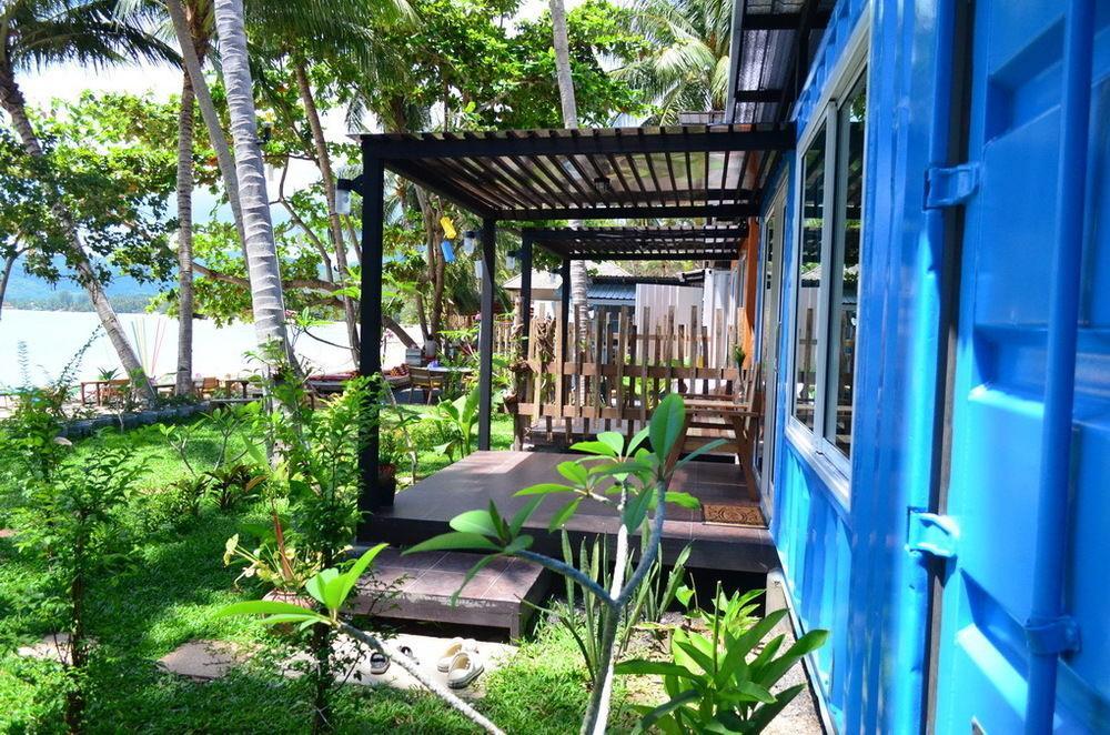Think & Retro Cafe Lipa Noi Samui Hostel Eksteriør bilde
